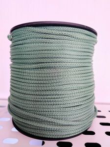 Hovedbilde 233 Playful Green - Tykk heklesnor (blank)